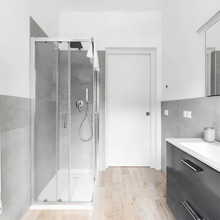 Italstay - Guerrazzi New Flat - Parcheggio Privato Apartment Padova