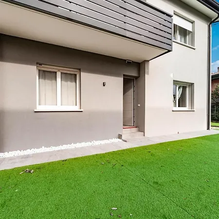 Enjoy Home - Ampio E Luminoso Appartamento Nel Verde