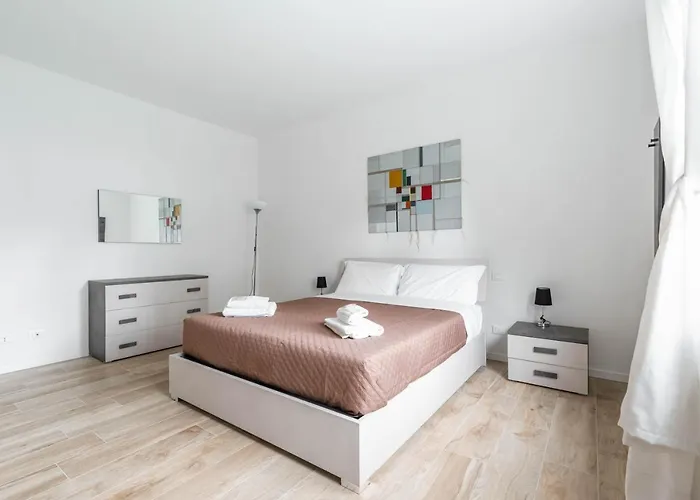 Enjoy Home - Ampio E Luminoso Appartamento Nel Verde * 파도바