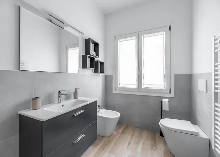 Enjoy Home - Ampio E Luminoso Appartamento Nel Verde 아파트 *